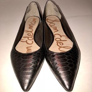 SAM EDELMAN pointy reptile texture metallic flats